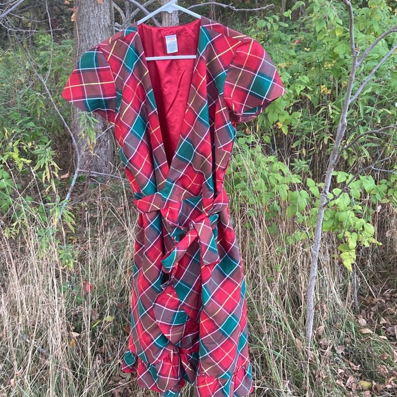 Adorable women’s Gymboree wrap style plaid holiday dress size s - Picture 1 of 3